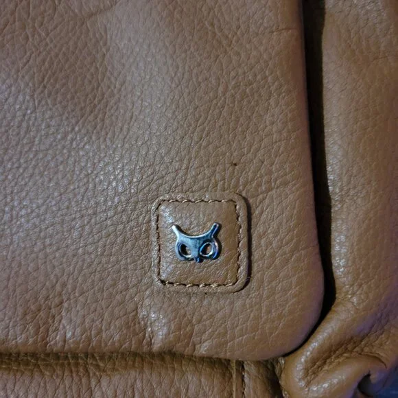Wise Owl Genuine Nappa Leather Crossbody Bag - Picture 3 of 6